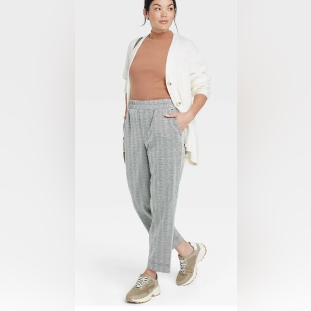 A New Day Black and White Plaid Pants